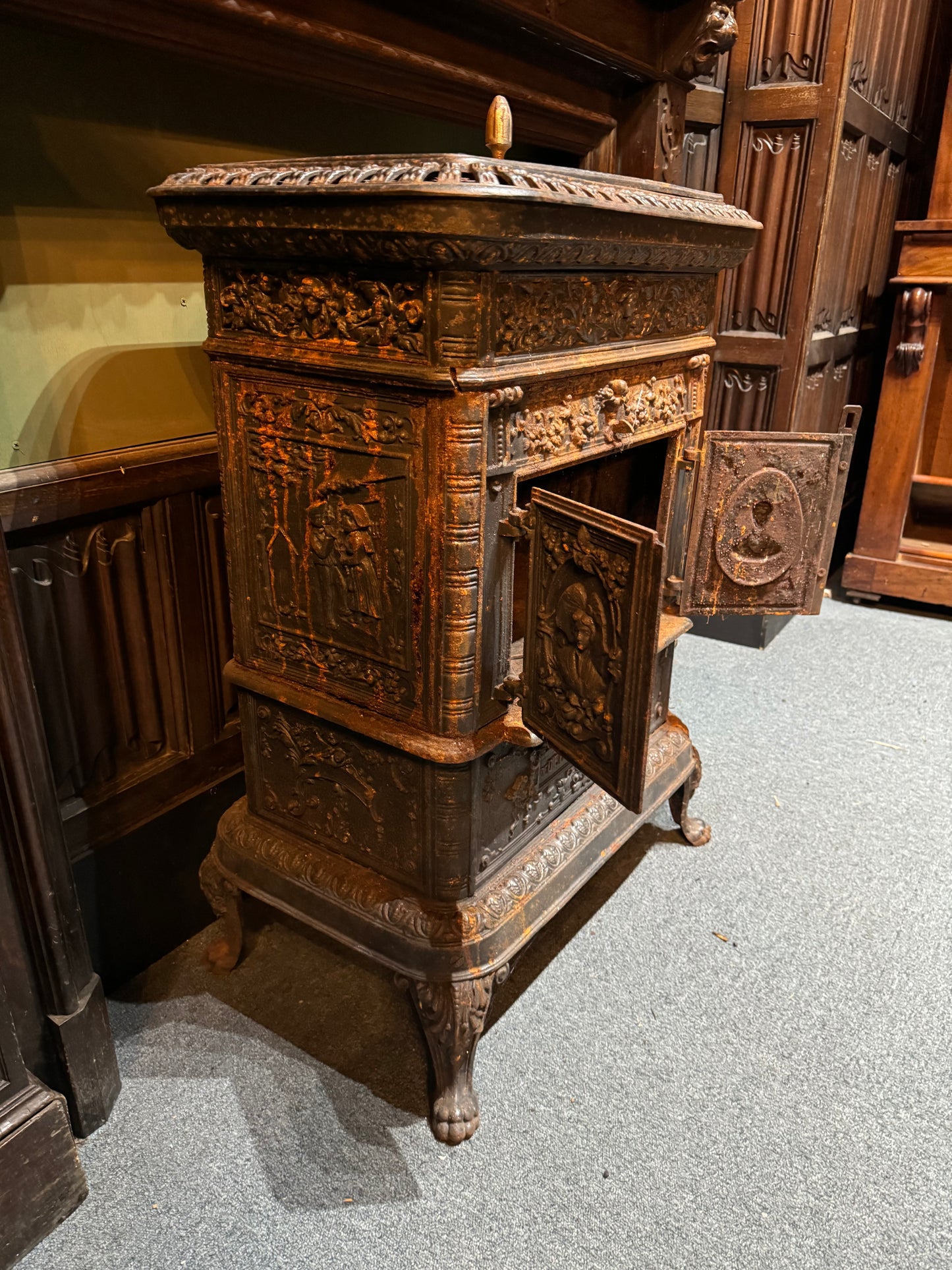 Imperial Lion Hearth Grate